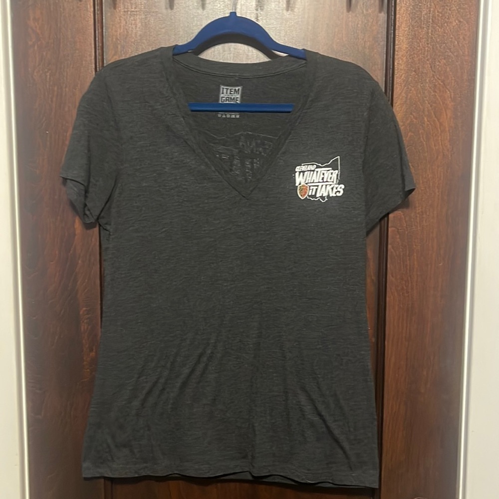 Cleveland cavs v neck